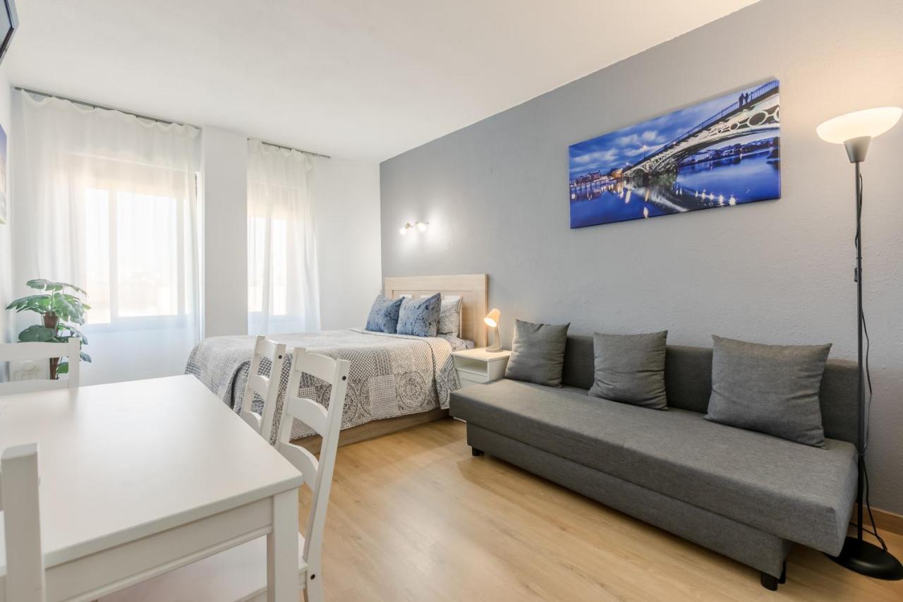 Apartament Hispalis Triana Seville Luaran gambar